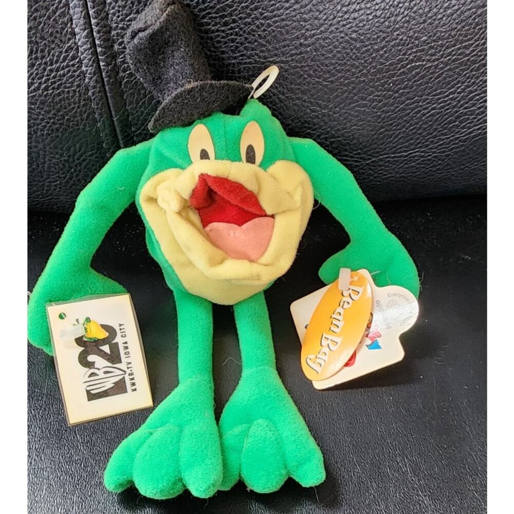 Vintage Warner Brothers Michigan J. Frog Plush Toy 1997 - 9 L x 7 W  NWT